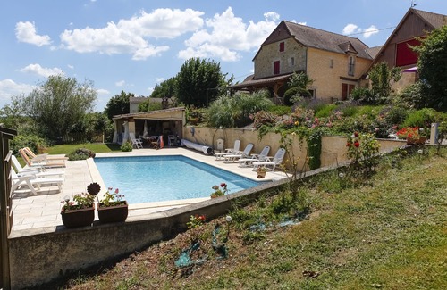Thenon Cottage | MASKALI, Gite le Marin, heated swimming pool open view
