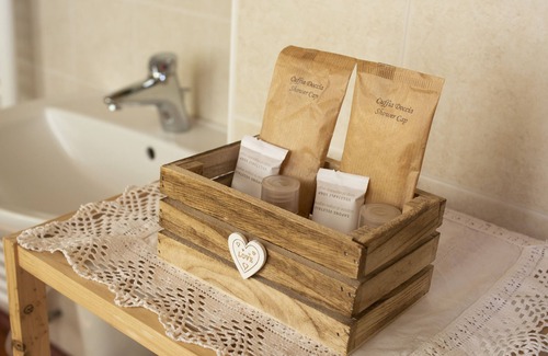 Cembra Other | Maso Besleri apartments in the vineyard with kitchen hall and terrace for events