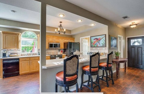 Leisure Land House | Massive lakefront home with HOT TUB!