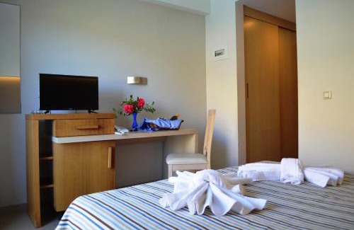 Matala Hotel | Matala Bay Hotel & Apartments