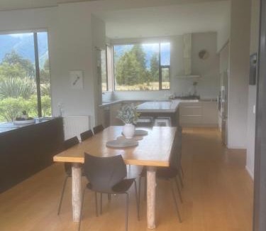 Fox Glacier House | Mathesons Escape