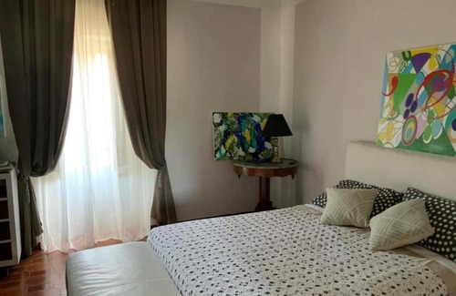 Novi Velia House | Matisse Private Suite