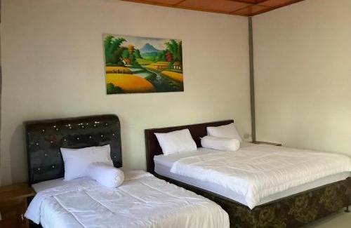 Tuk Tuk House | Matraville Home Stay Tuk Tuk Lake Toba Samosir