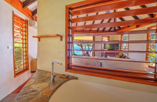Tagaqe Hotel | Maui Palms