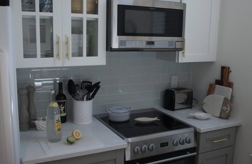 Mashpee Cottage | MAUSHOP VILLAGE, NEW SEABURY! 2024 was SOLD OUT! BOOK EARLY!