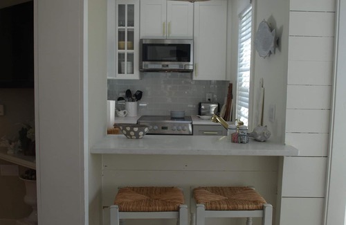 Mashpee Cottage | MAUSHOP VILLAGE, NEW SEABURY! 2024 was SOLD OUT! BOOK EARLY!