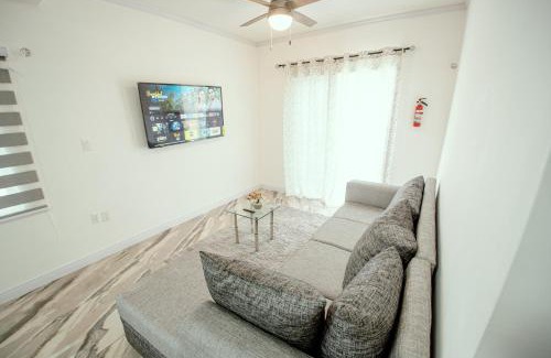 Corozal Apartment | Maximum Beach Hotel