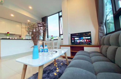 Trang Tien Apartment | May - AMAYZING SKY VIEW 04