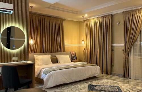 Kano Bed & Breakfast | Maya homes