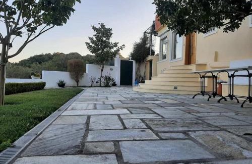 Ormos Agiou Ioannou House | Maya's home