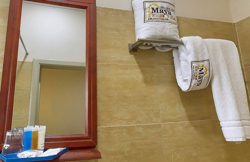 Oyibi Hotel | Maya Villa Hotel