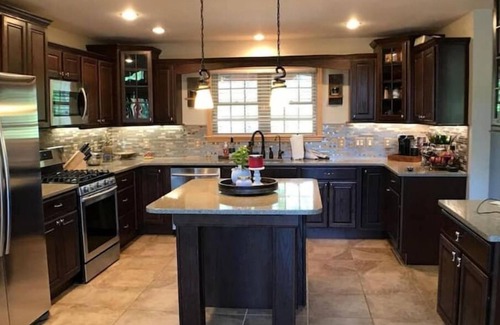 Windham House | Mayfair Manor Mountain Retreat