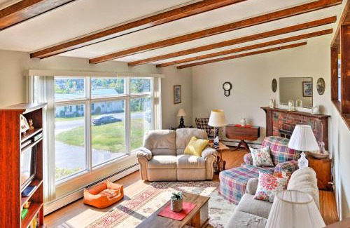 Mayfield House | Mayfield Home with Private Dock on Lake Sacandaga!