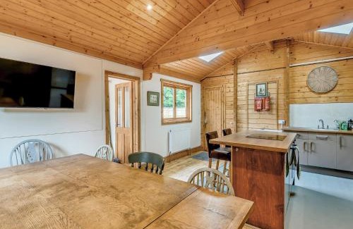 Sleaford House | Mayfield Lodge - Uk39917