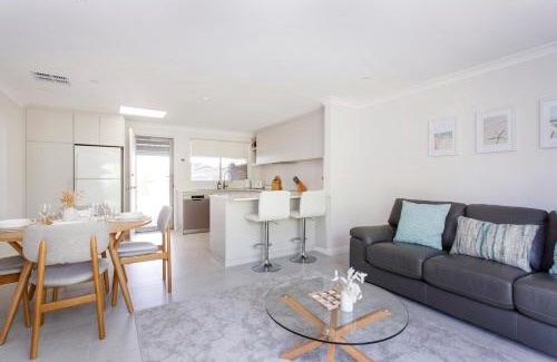 Maylands Apartment | Maylands Riverside City Retreat