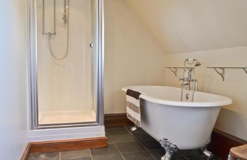 East Dereham House | Maytree Cottage