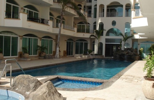 Quintas del Mar Condo | Mazatland Beach Front Condominium