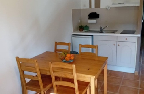 Gaujac House | Mazet Provençal air-conditioned swimming pool parking 5 pers
