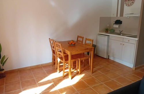 Gaujac House | Mazet Provençal air-conditioned swimming pool parking 5 pers