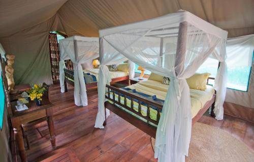 Kigoma Cabin | Mbali Mbali Gombe Lodge