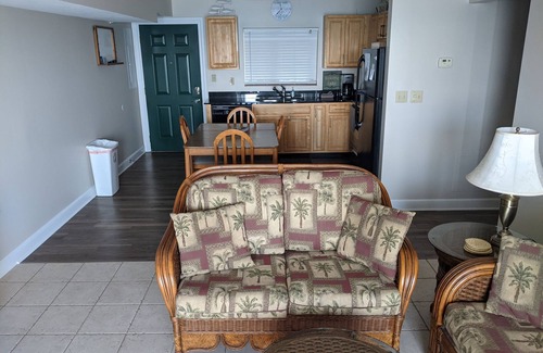 Put-in-Bay Condo | MBI Sunrise Waterfront Condo - Beautiful Lake Views