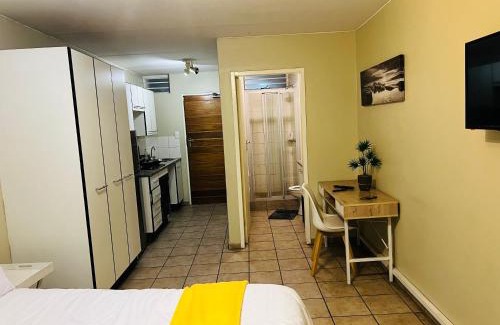 Arcadia Bed & Breakfast | Mbizo Cozy Retreat 307