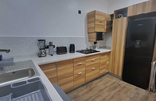 Mallam Apartment | Mccarthy hill court luxury 2bed flat with stunning views of the city