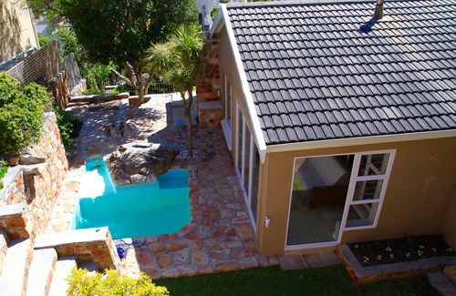 Muizenberg House | McCombe Getaway Home with spectacular 360 degree views!