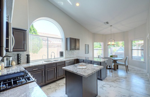 Arabian Views House | McLaren House - Scottsdale Golfers Dream