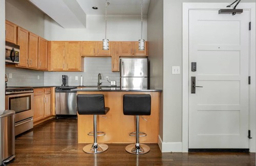 Mile Square Apartment | McOuat Place 5B - Luxury 1 Bed Downtown Indy Apartment Prime Location