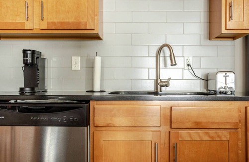 Mile Square Apartment | McOuat Place 5B - Luxury 1 Bed Downtown Indy Apartment Prime Location