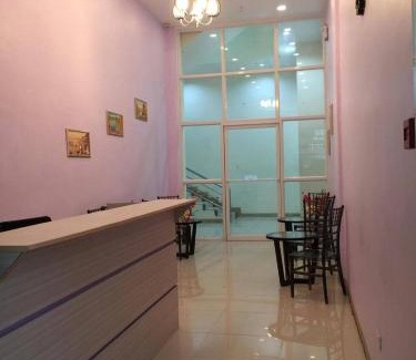 Lipa Hotel | Meaco Royal Hotel - Lipa