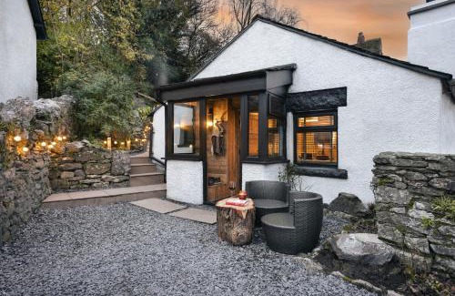Lindale House | Mead Cottage a Tranquil Retreat in the Heart of the Lake District