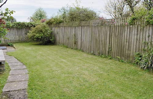 Broadwindsor Cottage | Meadow Cottage-E1793