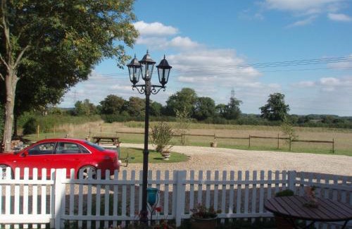 Hethel Bed & Breakfast | Meadow Farm Cottage