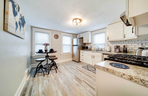 Meadville Apartment | Meadville Apartment w/Deck < 2 Mi to Allegheny!