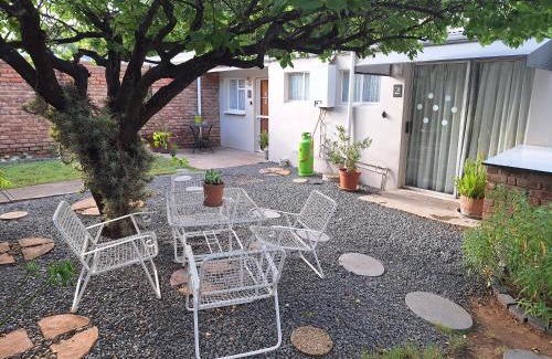 Komani House | Mechell's Accomodation