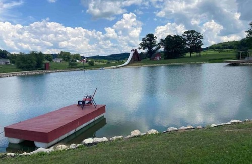 Whitehall RV Rental | MED Park Campground campsite