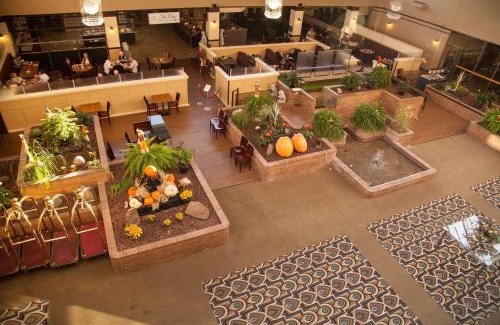 Medicine Hat Hotel | Medicine Hat Lodge, Trademark Collection by Wyndham