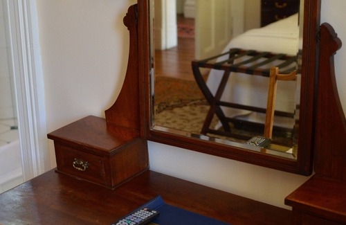 Mowbray House | Medindi Manor