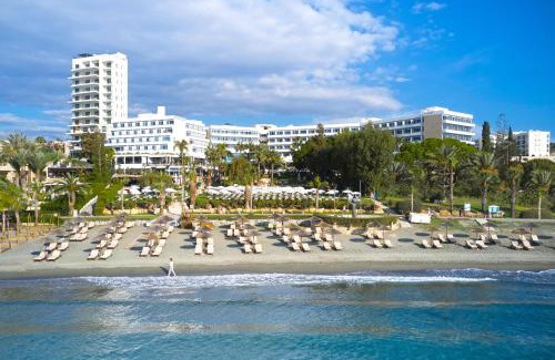 Agios Tychon Hotel | Mediterranean Beach Hotel