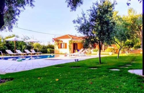 Kontos House | MEDITERRANEAN GARDEN VILLA