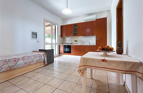 Capilungo House | Mediterranean Villa in Capilungo – Steps from the Sea, Surrounded by Nature