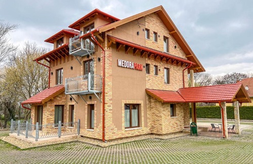 Agard Hotel | MeDoRa Park - Hotel MeDoRa***