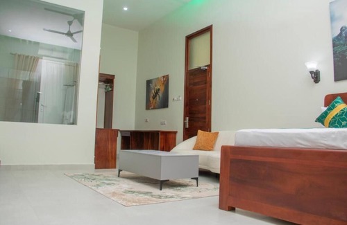 Dar es Salaam Bed & Breakfast | MEGA Lodge