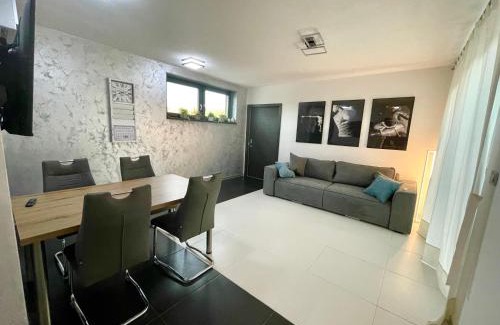 Prvacina Apartment | MEGA