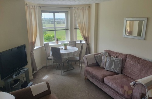 Craiglockhart Apartment | Meggetland