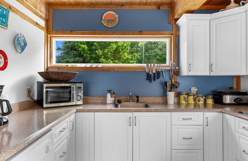 Souris House | Megvy - Oceanfront Property with Beach Access