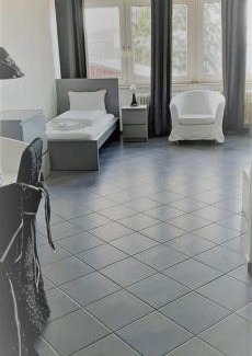 Bramfeld Apartment | Mehrbett-Apartment 3 Citynah, einfache Ausstattung