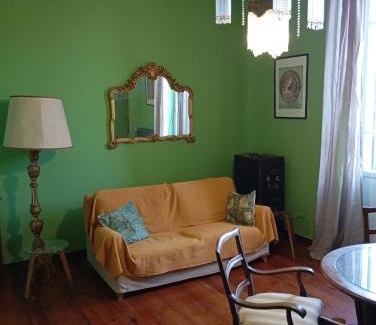 Imperia Apartment | Meine Sonne Riviera Cottage, apartment in historic villa